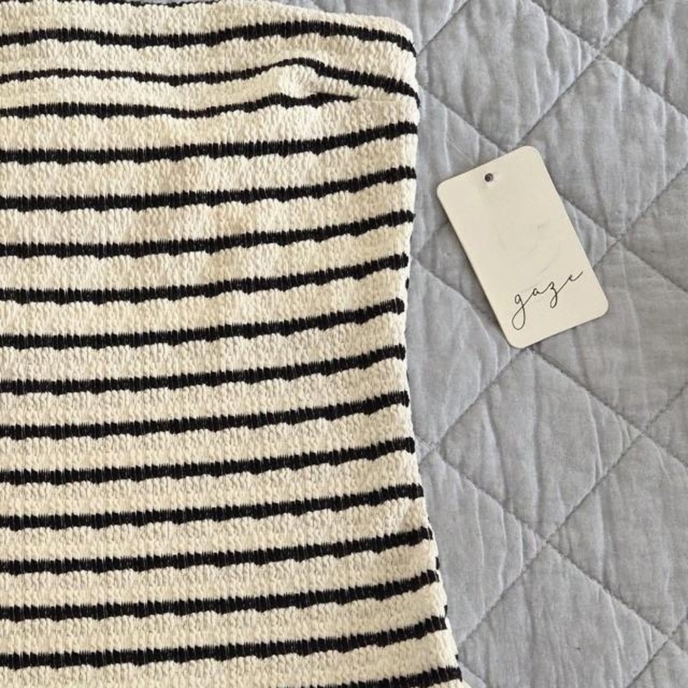 NWT Gaze Striped Strapless Textured Bodysuit Thong Black and White Juniors L - Picture 7 of 7